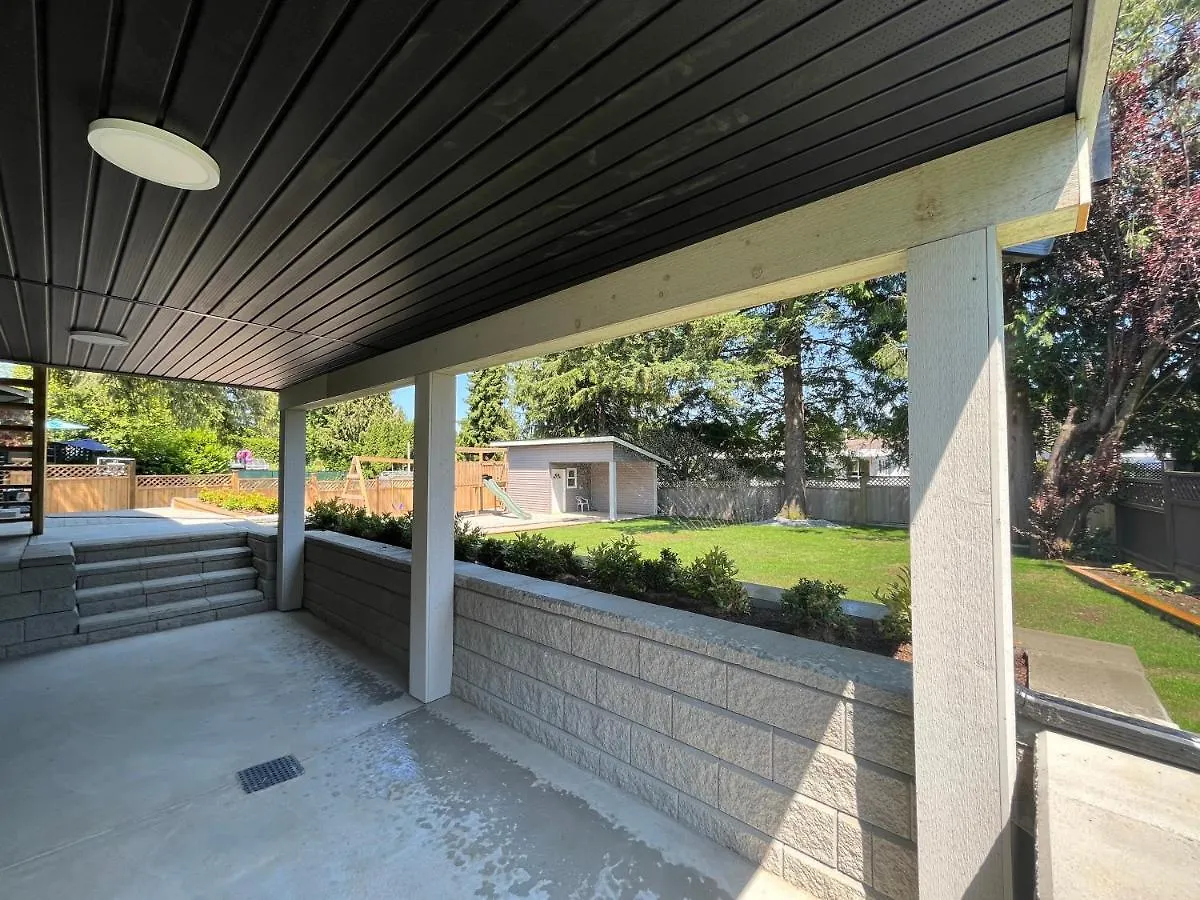 Brand New 2 Bedroom Suite In Langley Twp - Play Area, Patio & Mini Golf Aldergrove Apartment