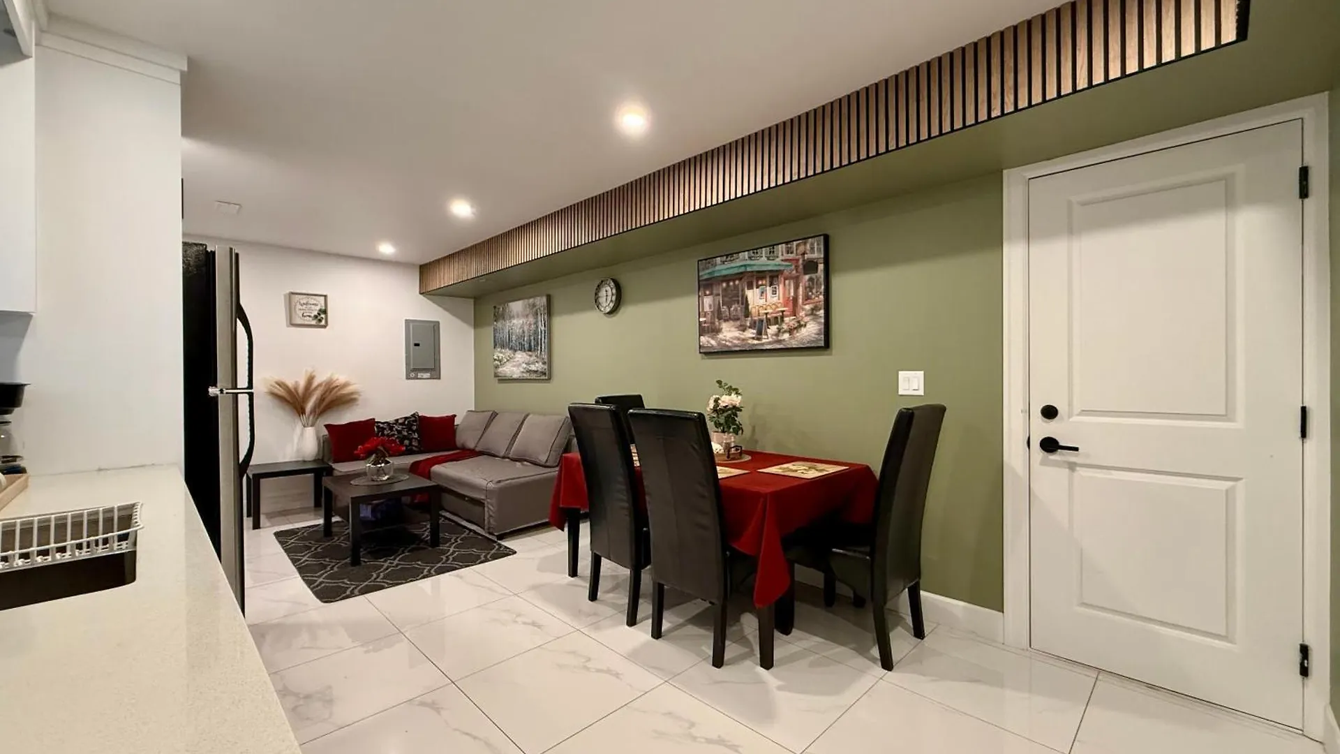 Apartment Brand New 2 Bedroom Suite In Langley Twp - Play Area, Patio & Mini Golf Aldergrove